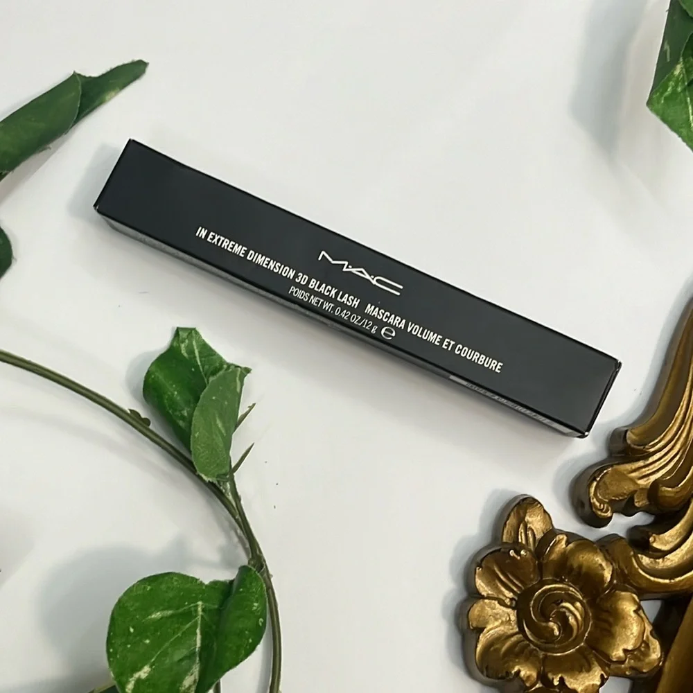 NEW Mac Extreme Dimension 3D Black Lash Mascara